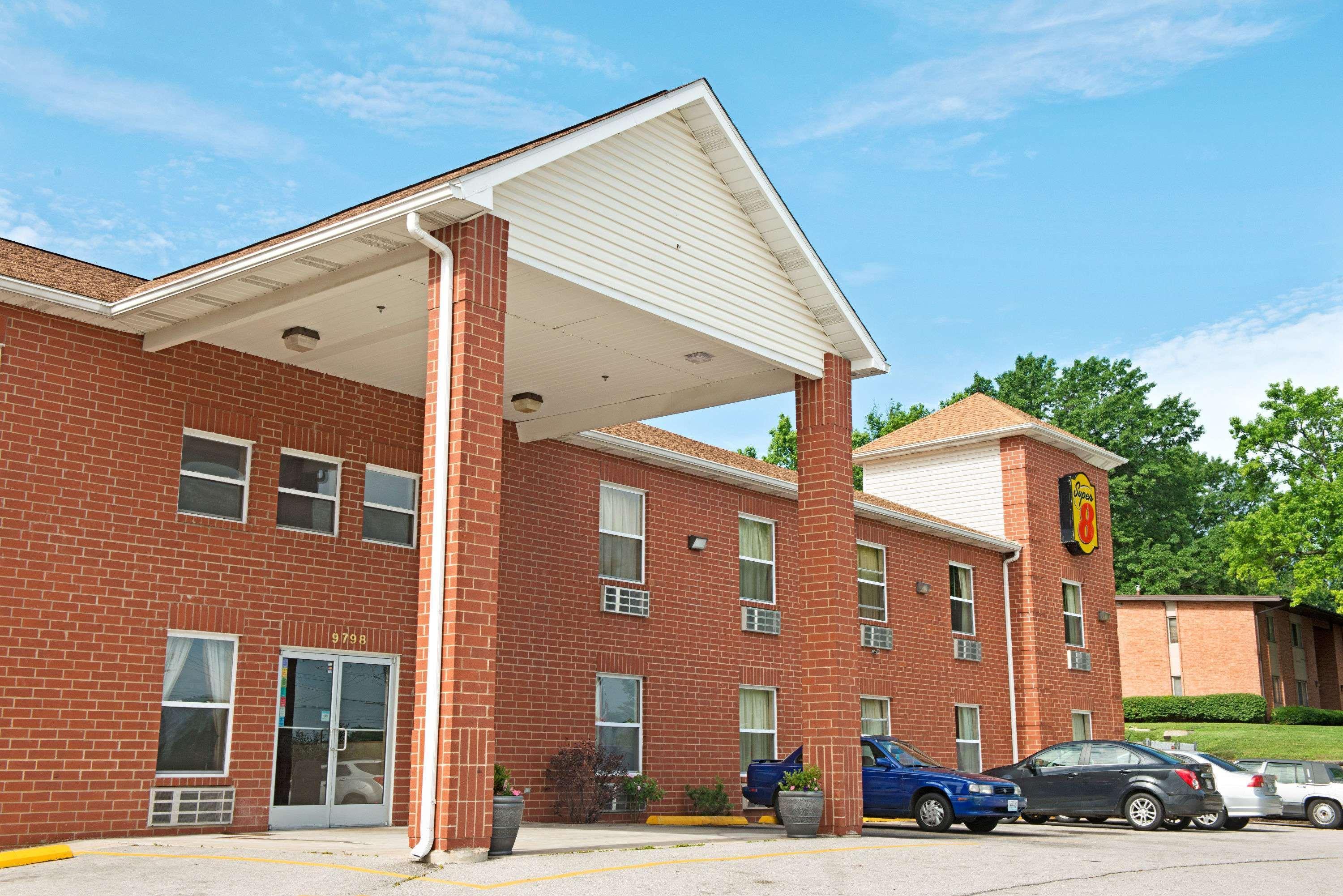 Super 8 By Wyndham St. Louis Airport Hotel Woodson Terrace Exterior foto